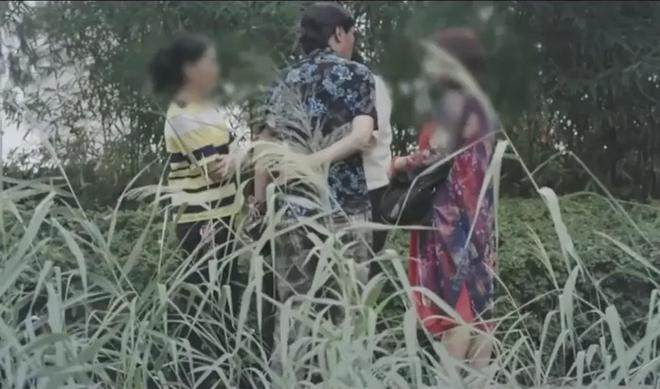 专区里60岁奶奶正在擦边凯时尊龙最新网站老年短(图16)