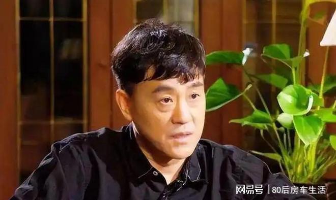 ！他的老婆竟是这位神秘女性！尊龙AG网站何冰27年零绯闻(图6)